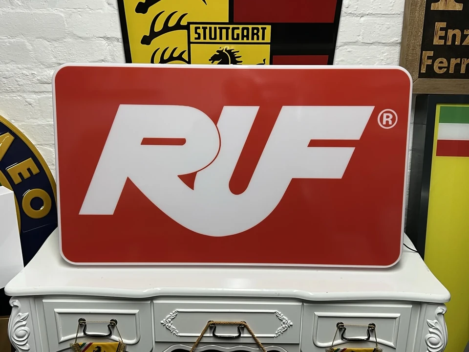 RUF - Image 4 of 23