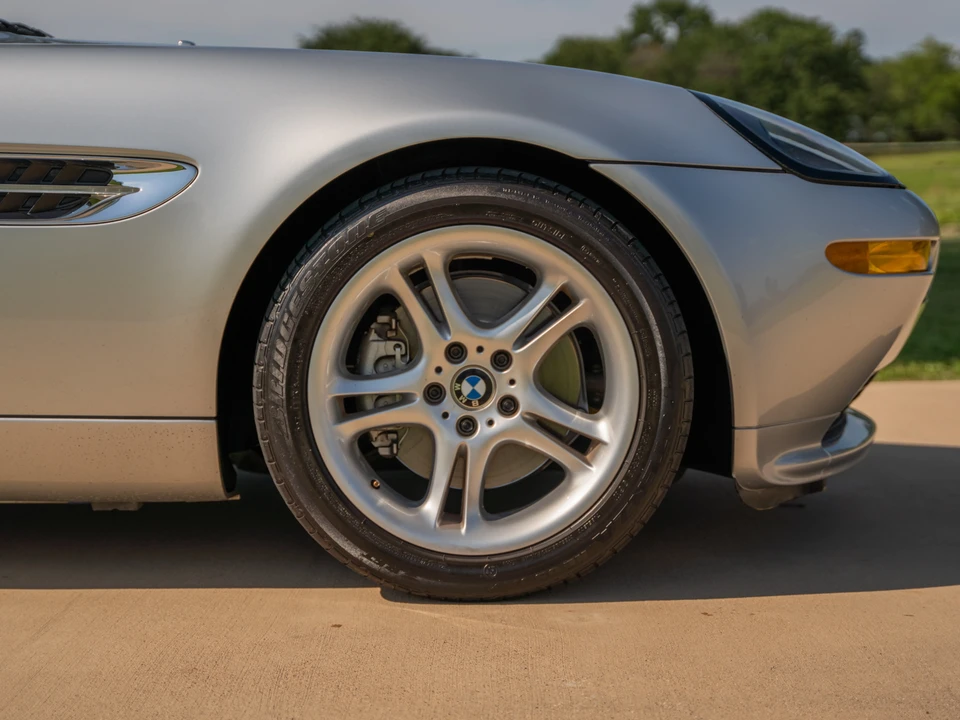 2001 BMW Z8 - Image 29 of 31