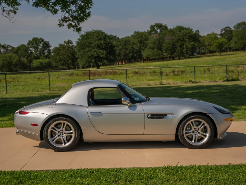 2001 BMW Z8 - Image 22 of 31