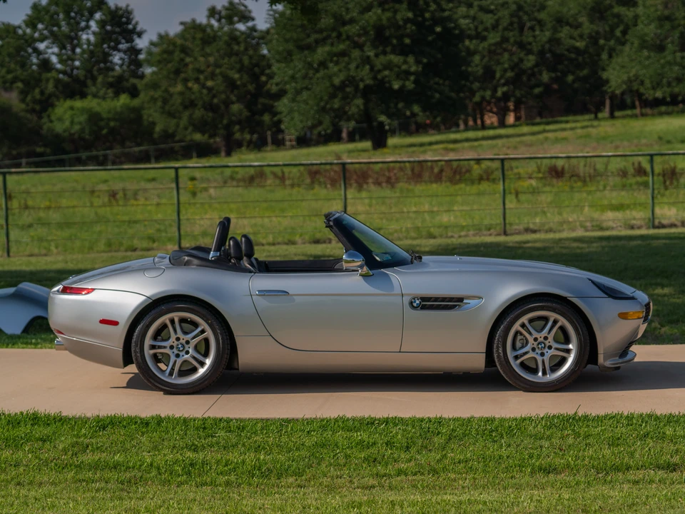 2001 BMW Z8 - Image 14 of 31