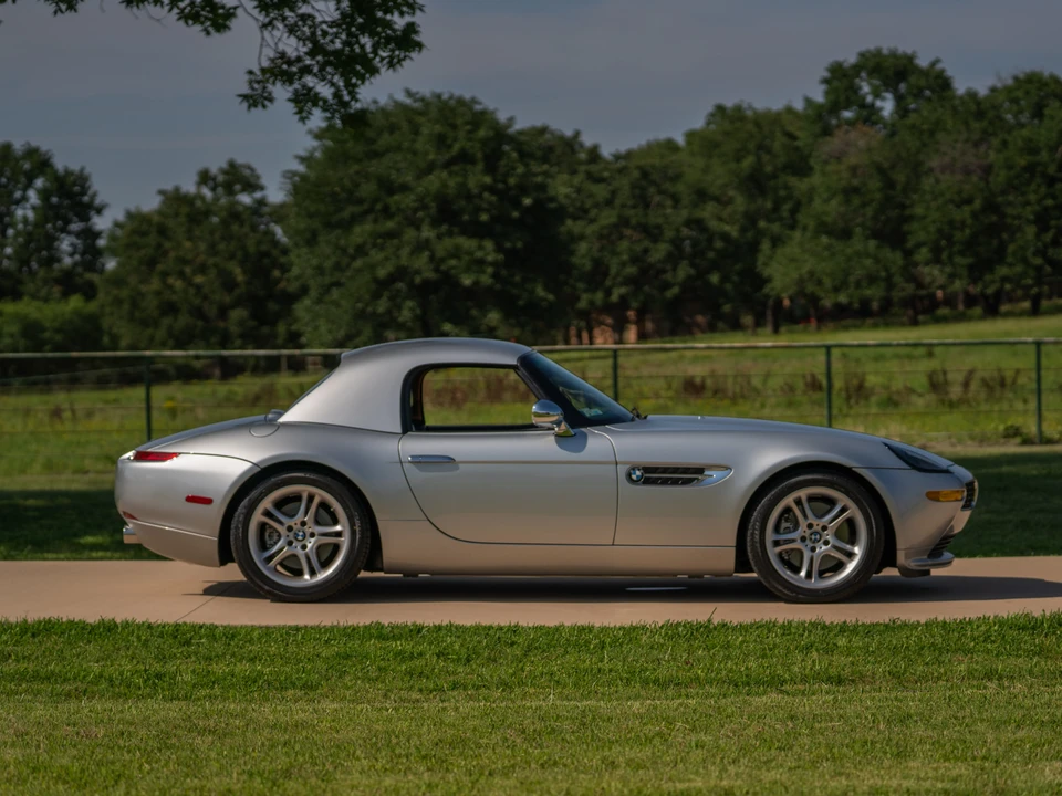 2001 BMW Z8 - Image 6 of 31