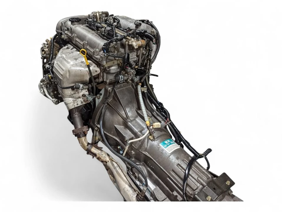 2001 Parts & Memorabilia Engines - Image 4 of 10