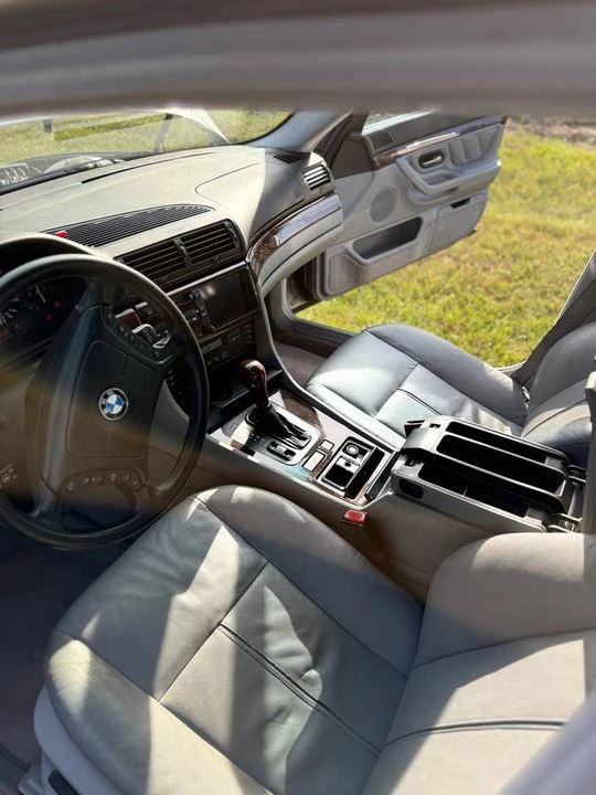 2001 BMW E38 7 Series - Image 10 of 20