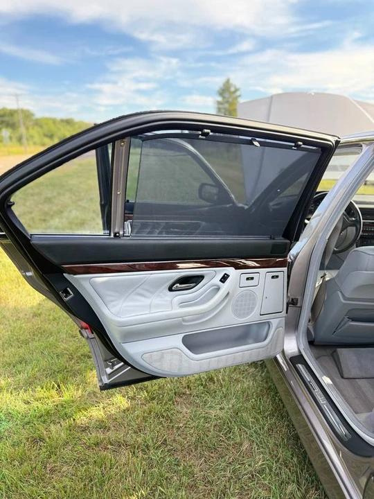 2001 BMW E38 7 Series - Image 13 of 20
