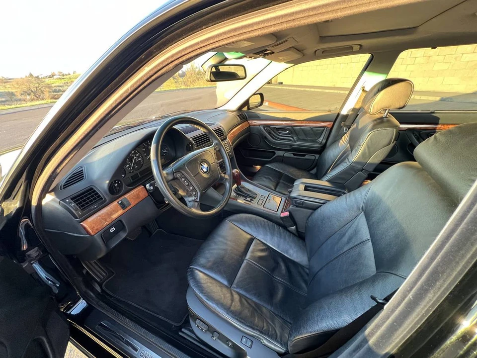 2001 BMW E38 7 Series - Image 13 of 23