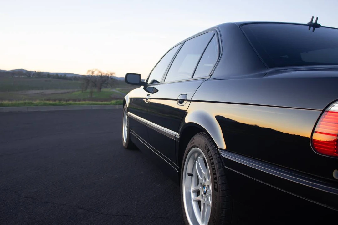 2001 BMW E38 7 Series - Image 7 of 23