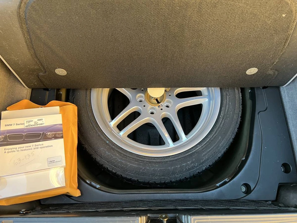 2001 BMW E38 7 Series - Image 20 of 23