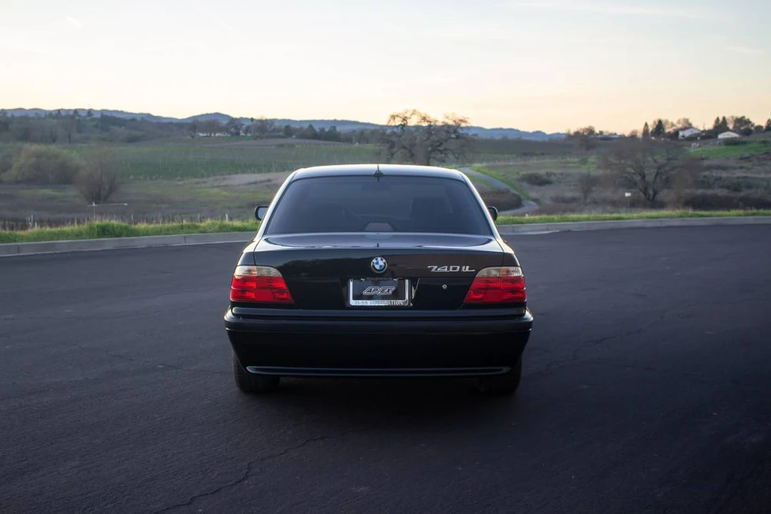 2001 BMW E38 7 Series - Image 3 of 23