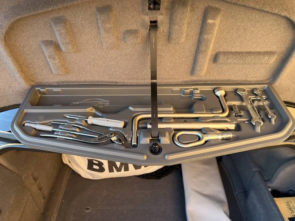 2001 BMW E38 7 Series - Image 21 of 23
