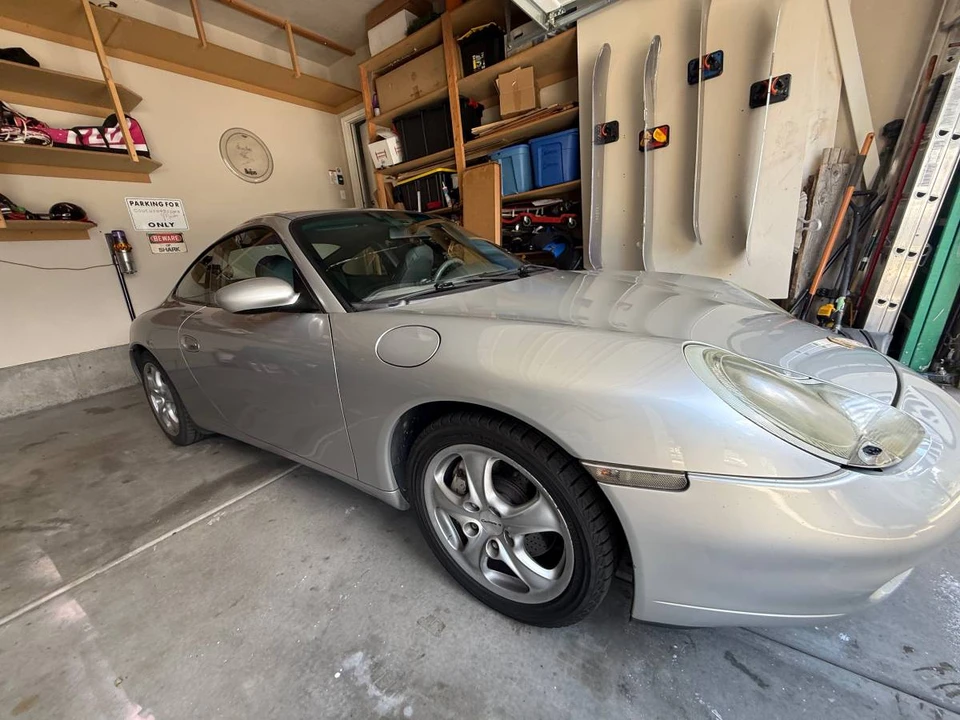 2001 Porsche 996 Carrera 4 - Image 7 of 24