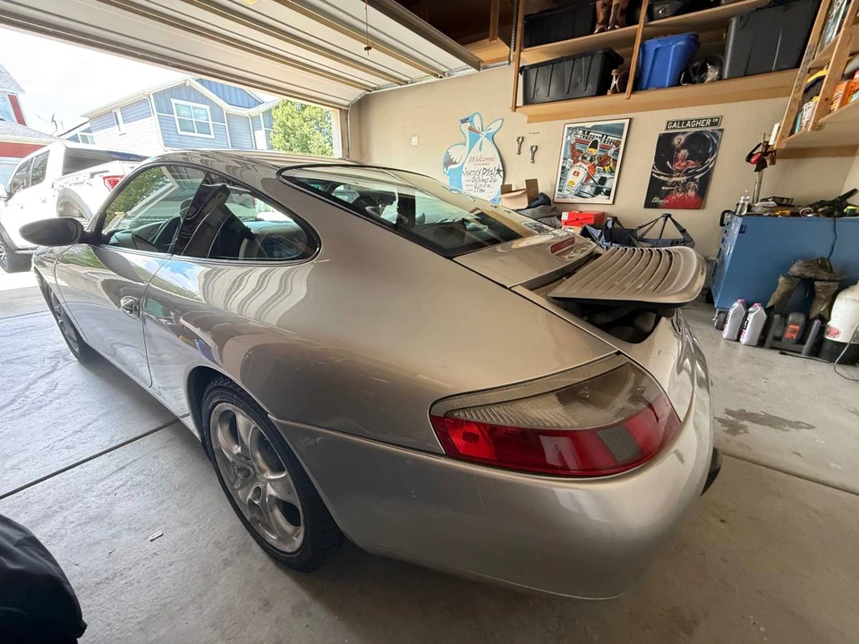 2001 Porsche 996 Carrera 4 - Image 5 of 24