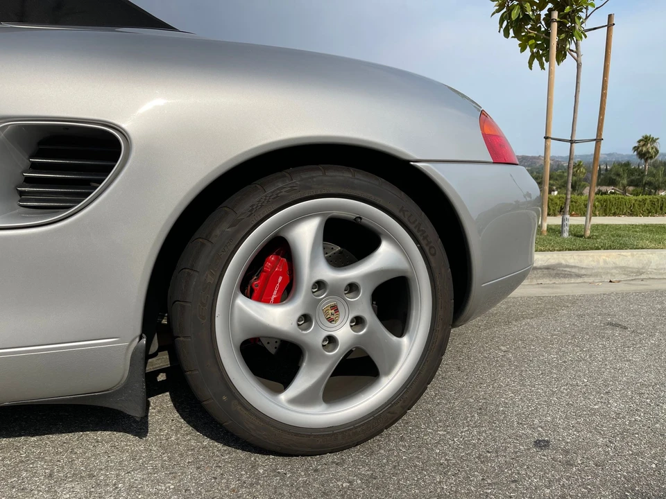 2001 Porsche 986 Boxster S - Image 17 of 31