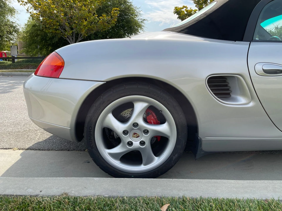 2001 Porsche 986 Boxster S - Image 11 of 31