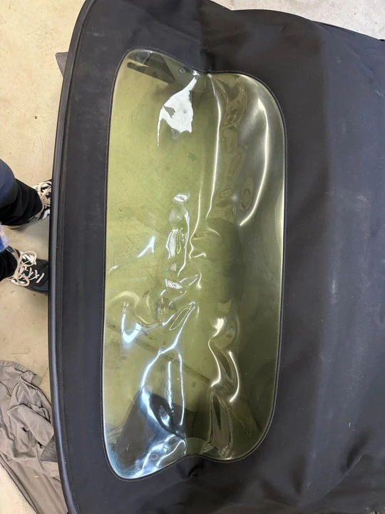 2001 Parts & Memorabilia Bodywork - Image 2 of 4
