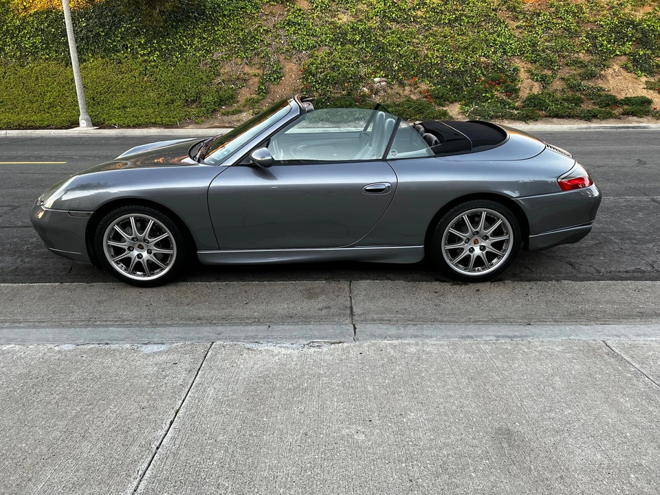 2001 Porsche 996 Carrera - Image 9 of 9