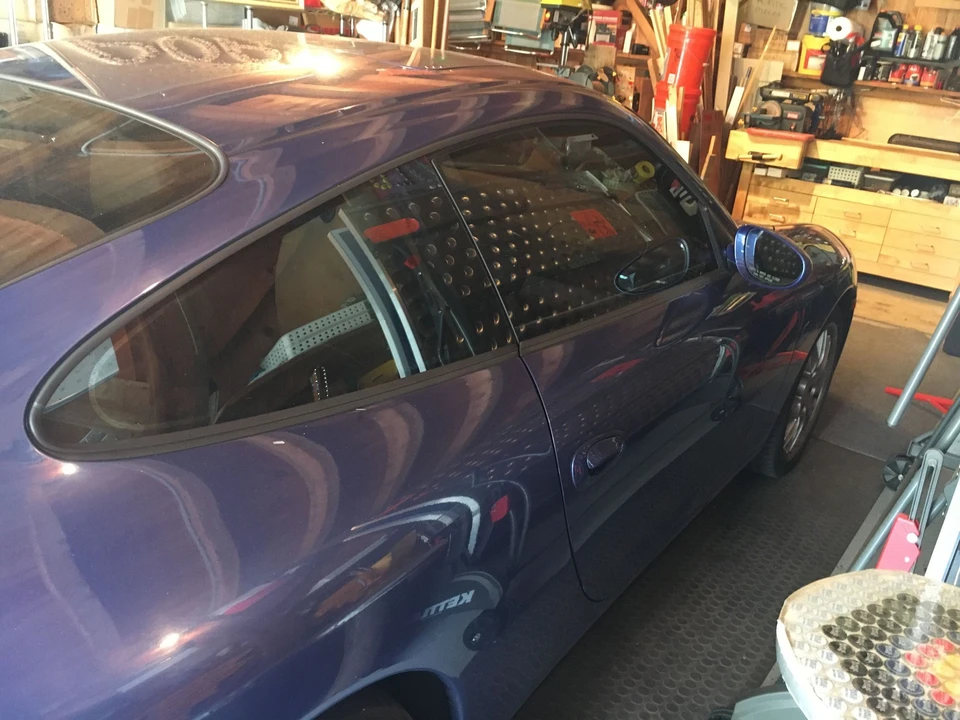 2001 Porsche 996 Carrera 4 - Image 11 of 17