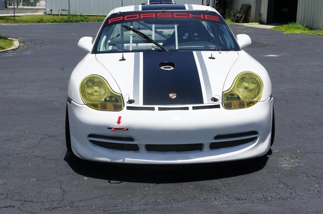 2001 Porsche 996 GT3 - Image 3 of 18
