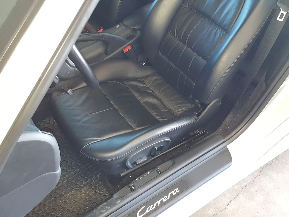 2001 Porsche 996 Carrera - Image 7 of 10