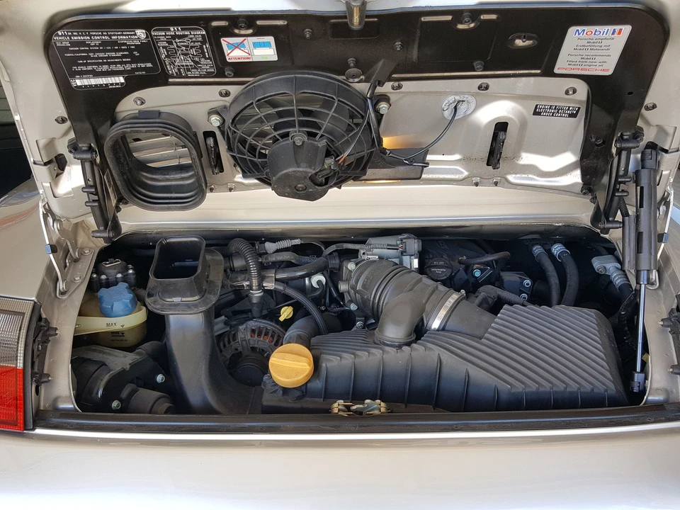 2001 Porsche 996 Carrera - Image 6 of 10
