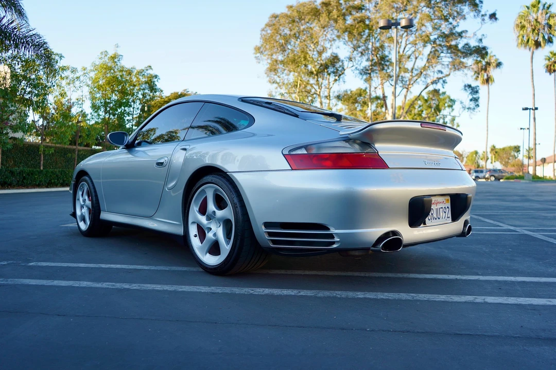 2001 Porsche 996 Turbo - Image 9 of 31