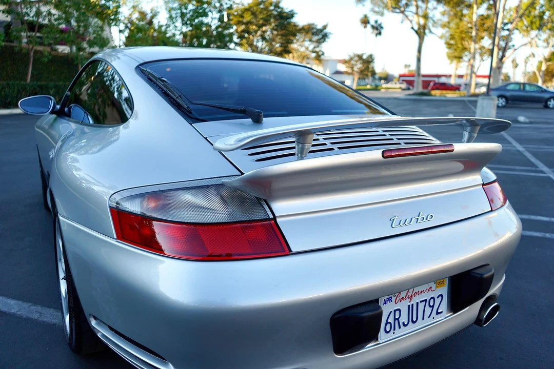 2001 Porsche 996 Turbo - Image 15 of 31