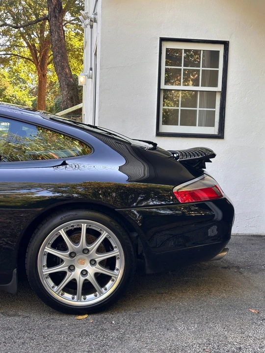 2001 Porsche 996 Carrera - Image 10 of 10