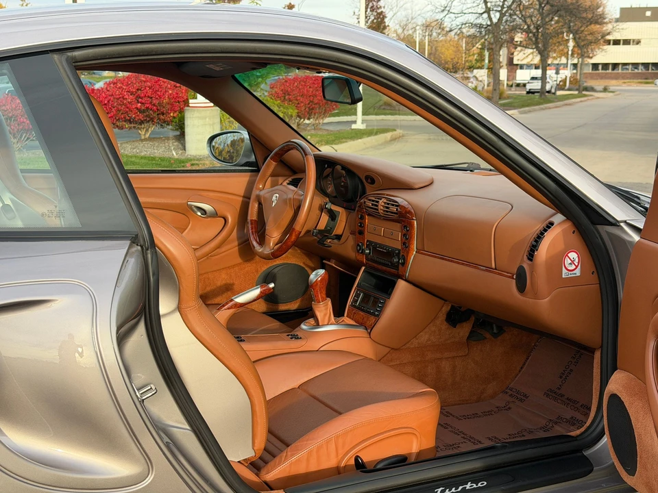 2001 Porsche 996 Turbo - Image 6 of 10