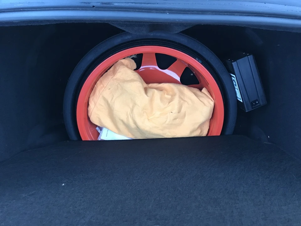 2001 Porsche 996 Turbo - Image 12 of 13