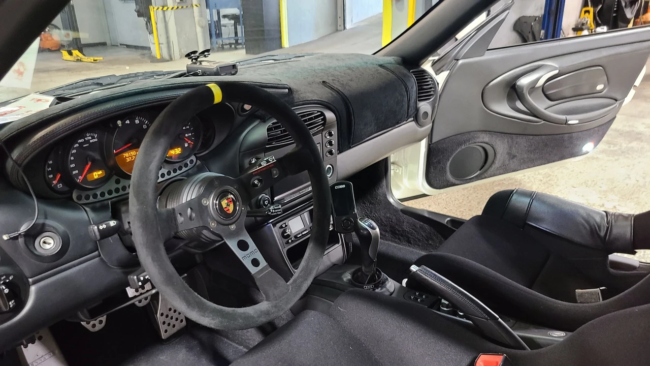 2001 Porsche 996 Turbo - Image 10 of 16