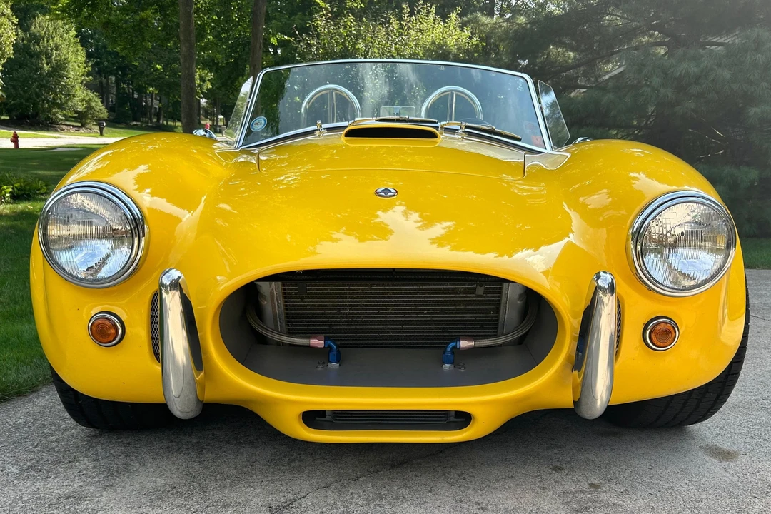 2001 Shelby Cobra Replica - Image 2 of 31