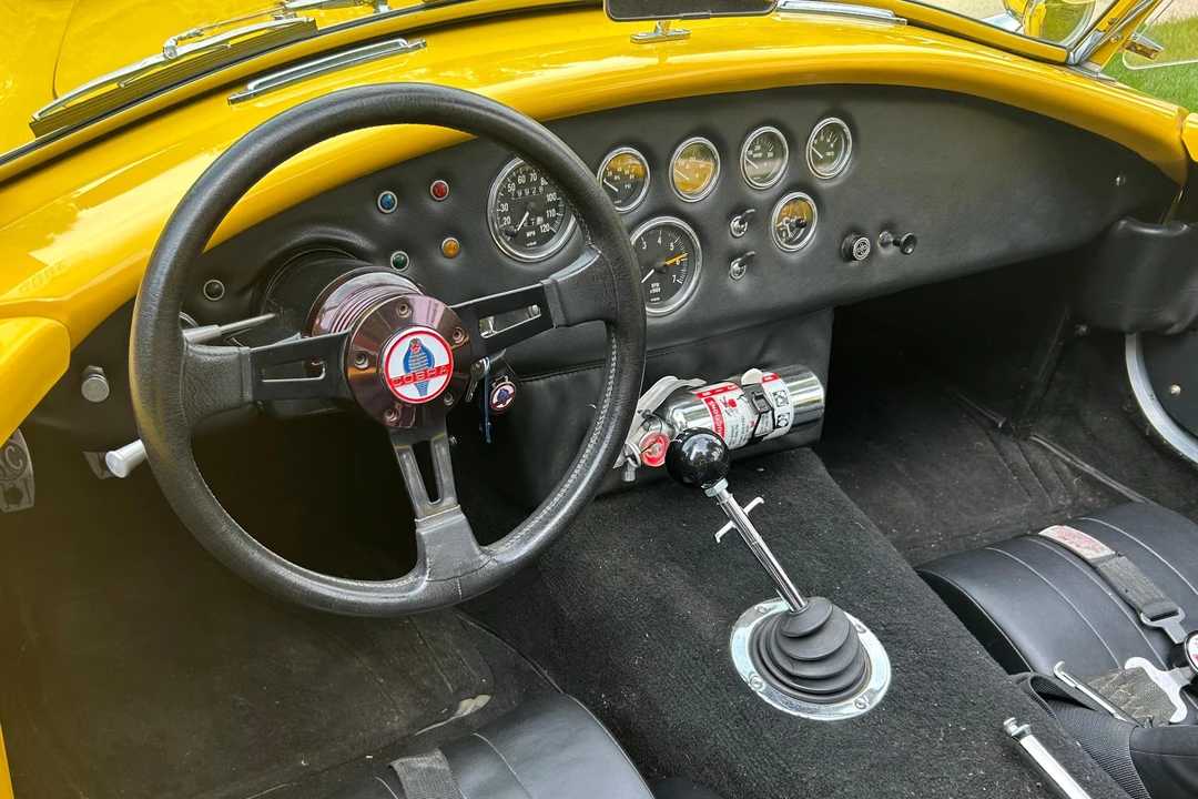 2001 Shelby Cobra Replica - Image 25 of 31