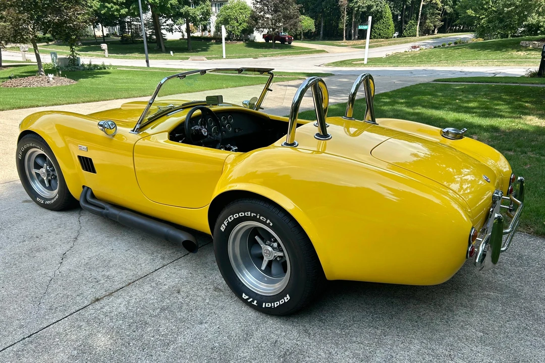 2001 Shelby Cobra Replica - Image 4 of 31