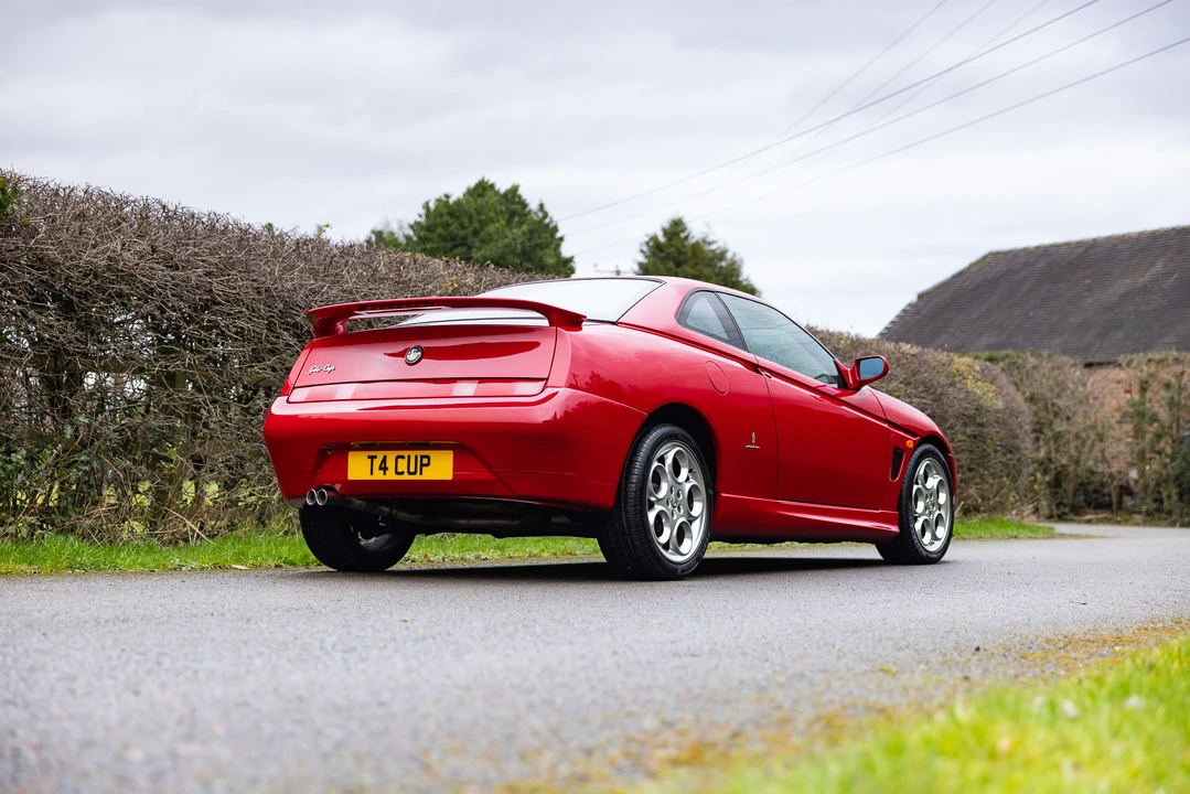 2001 Alfa Romeo 916 GTV & Spider - Image 16 of 31