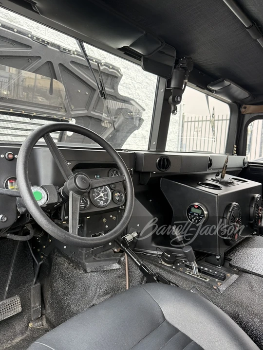 2001 AM General Hummer - Image 4 of 31