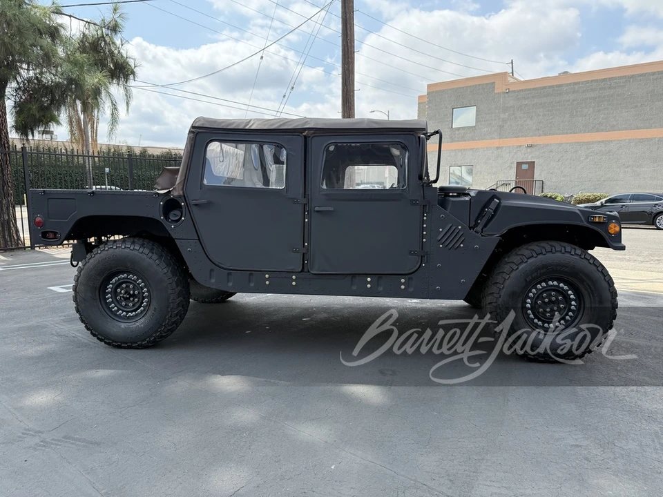 2001 AM General Hummer - Image 5 of 31