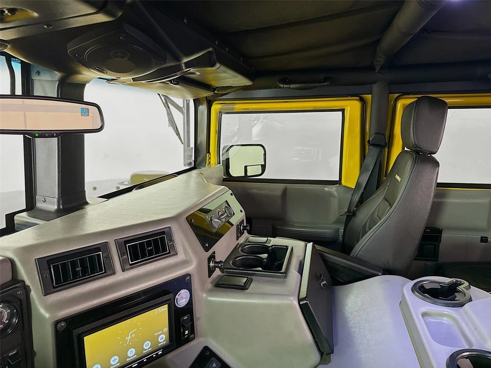 2001 AM General Hummer - Image 20 of 21