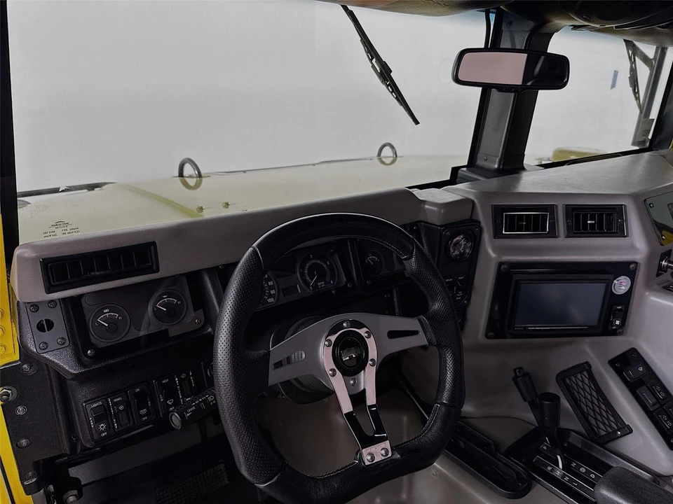 2001 AM General Hummer - Image 6 of 14