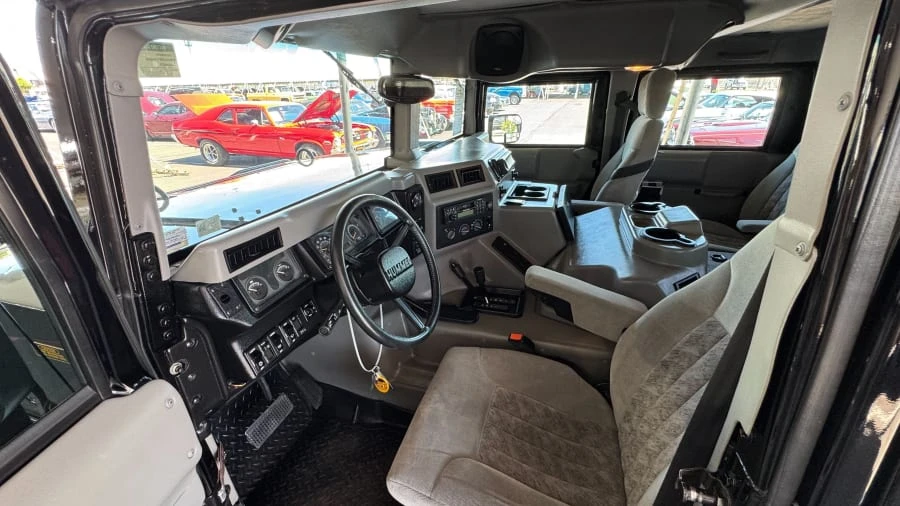 2001 AM General Hummer - Image 8 of 11