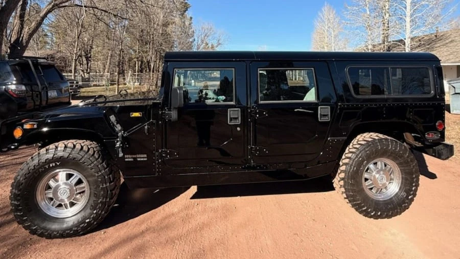 2001 AM General Hummer - Image 2 of 11
