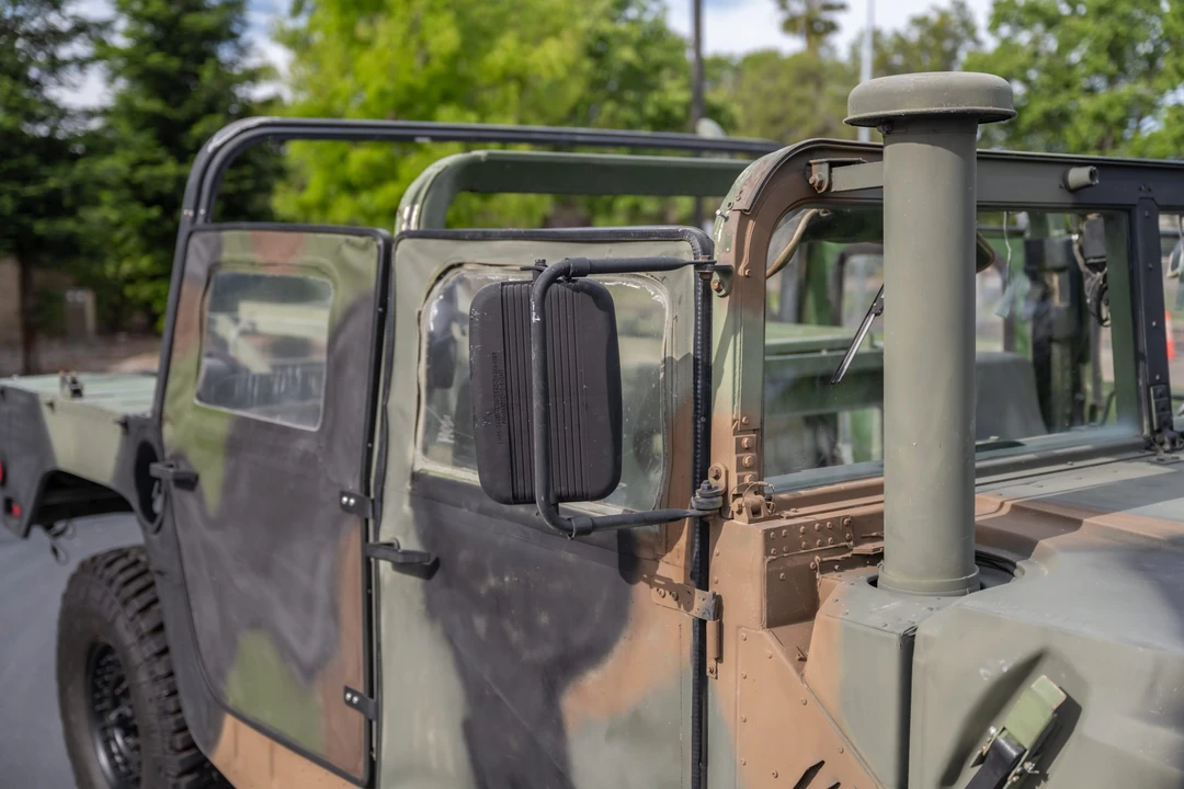 2001 Hummer HMMWV - Image 26 of 31