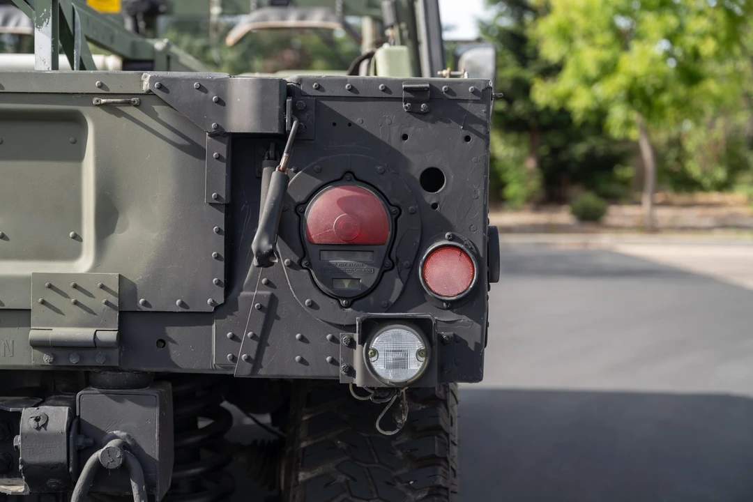 2001 Hummer HMMWV - Image 20 of 31