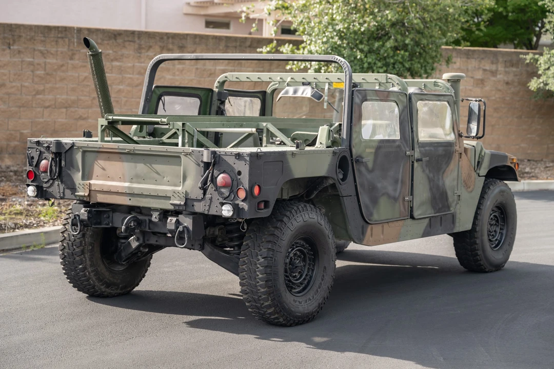 2001 Hummer HMMWV - Image 9 of 31