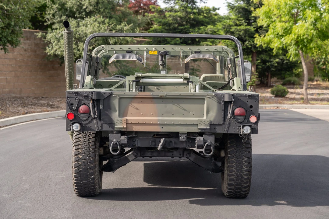 2001 Hummer HMMWV - Image 6 of 31