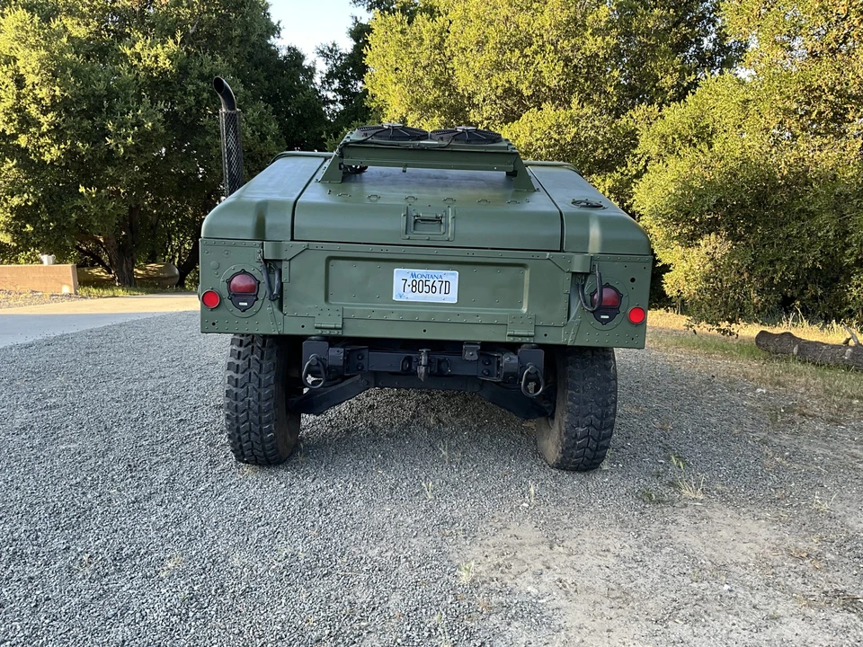 2001 Hummer HMMWV - Image 28 of 31