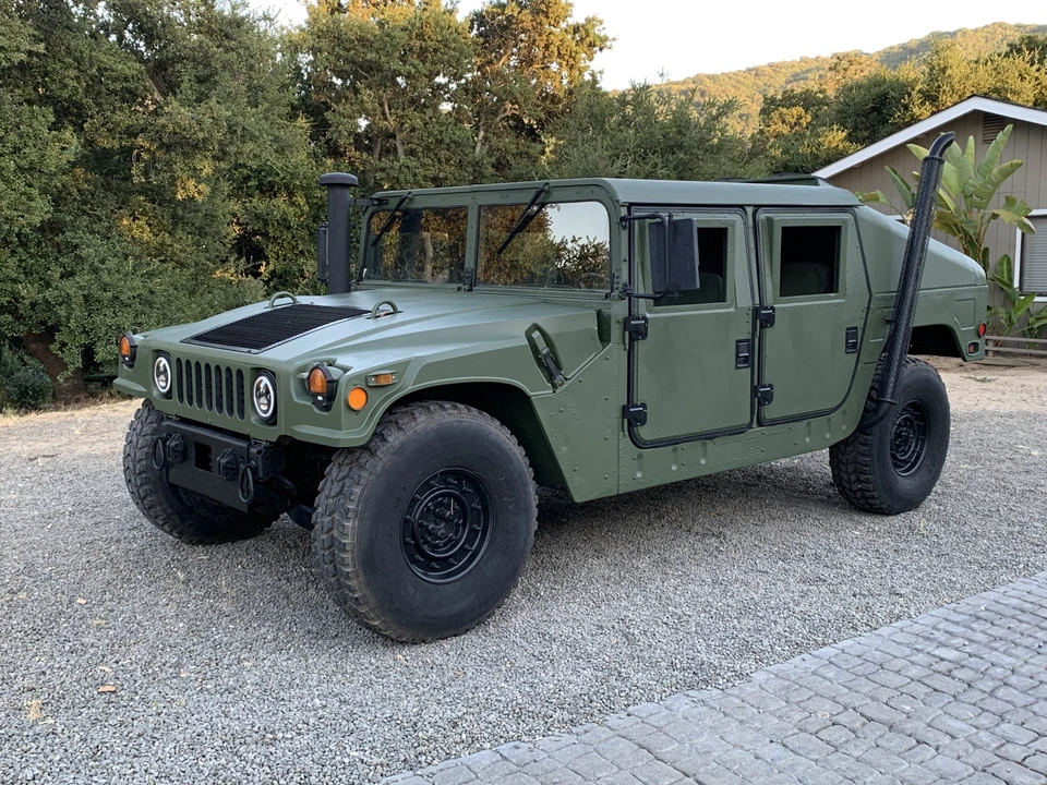 2001 Hummer HMMWV - Image 5 of 31