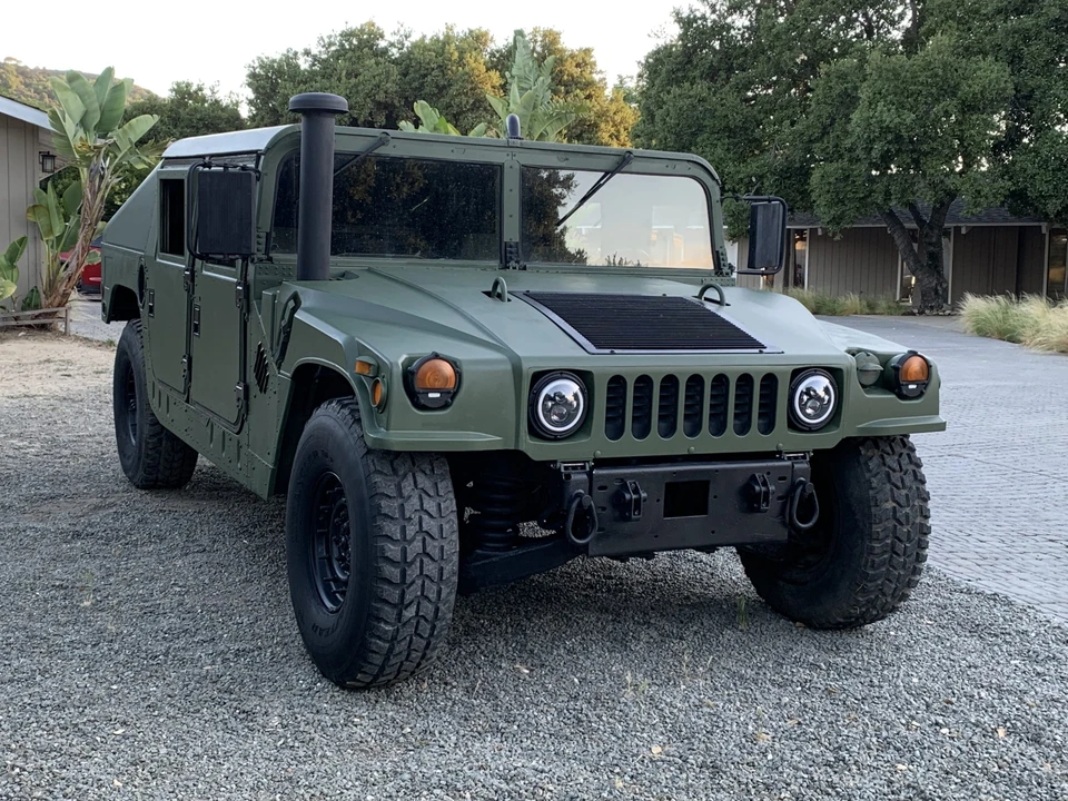 2001 Hummer HMMWV - Image 23 of 31