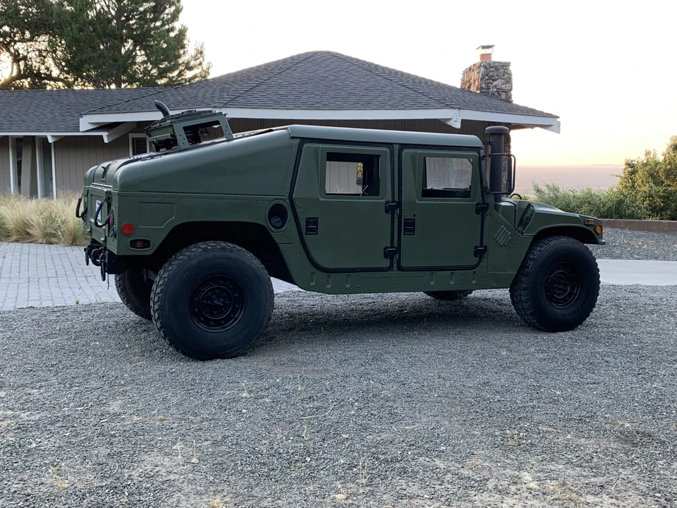 2001 Hummer HMMWV - Image 17 of 31