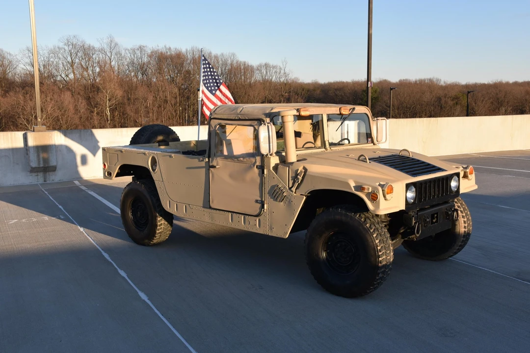 2001 Hummer HMMWV - Image 9 of 31