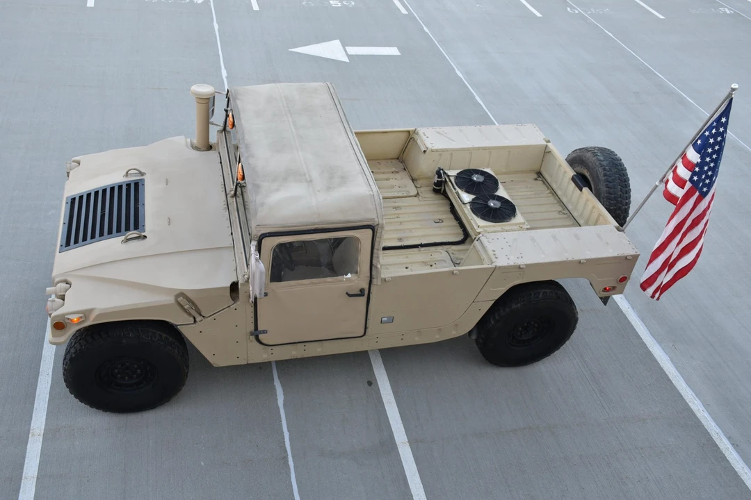 2001 Hummer HMMWV - Image 19 of 31