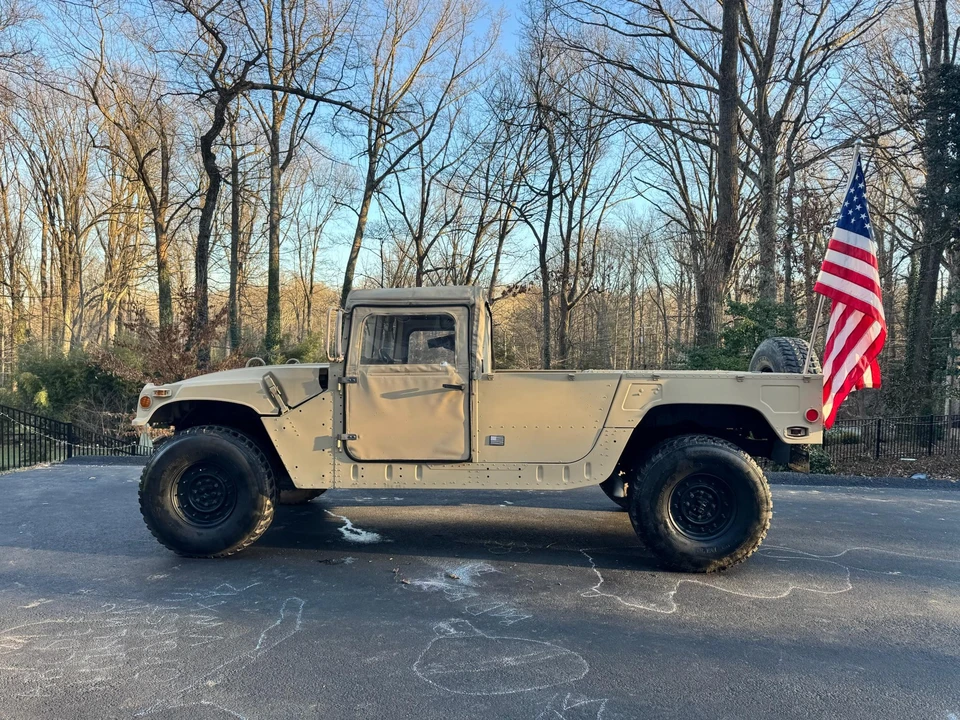 2001 Hummer HMMWV - Image 22 of 31